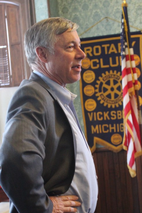 Congressman Fred Upton speaking at the Vicksburg Rotary Club meeting in February.