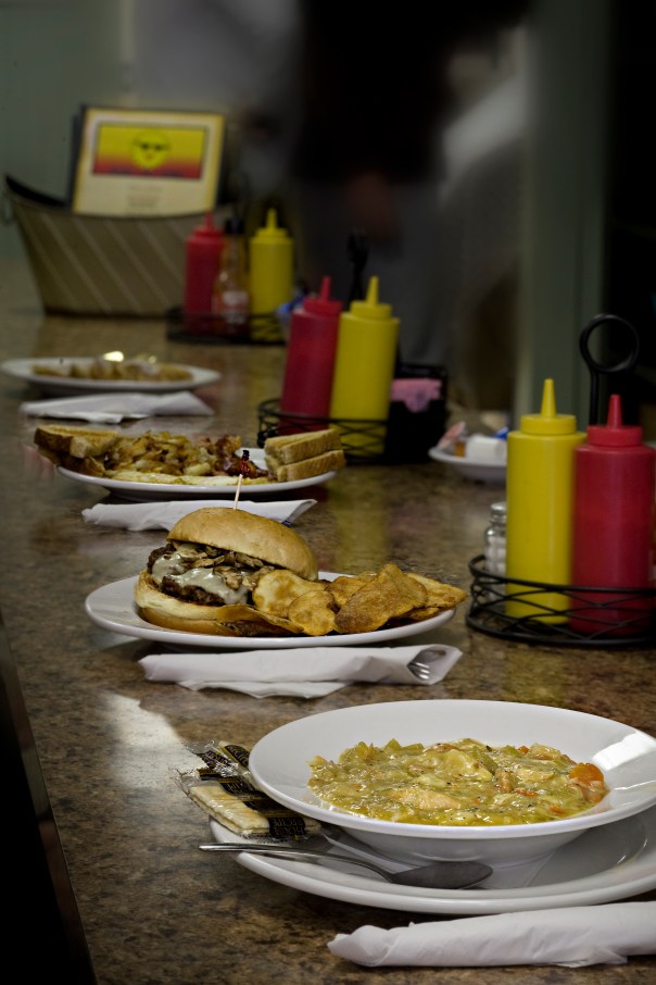 13_D1373.4_RiseNDine