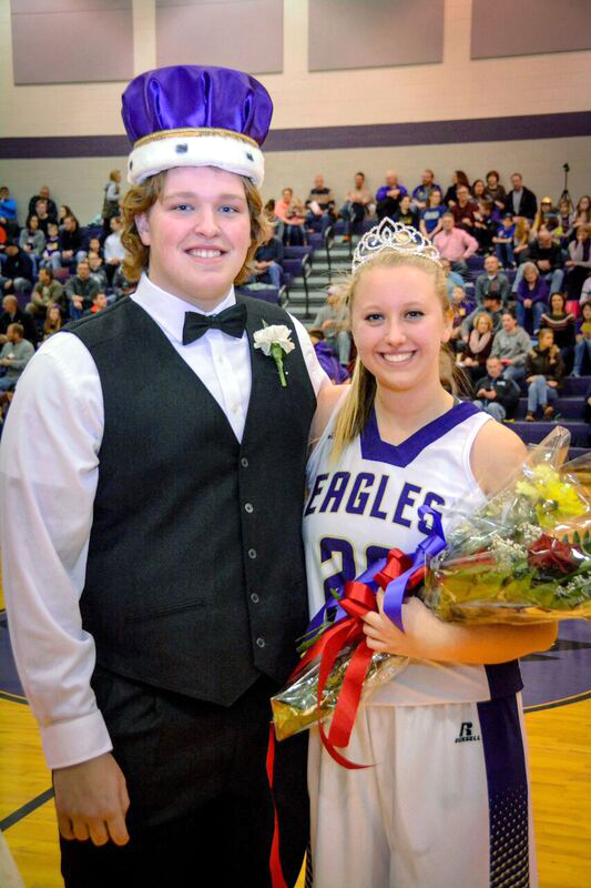 schoolcraft-homecoming-kind-and-queen